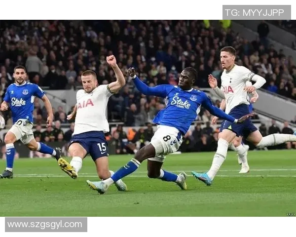 热刺主场迎战狼队激战正酣精彩瞬间回顾与赛后分析